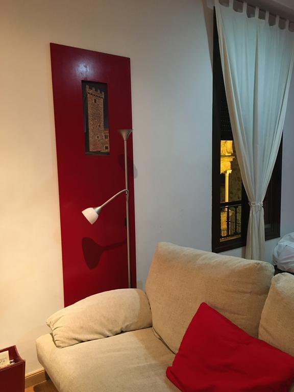 Apartamentos Caces Exterior foto